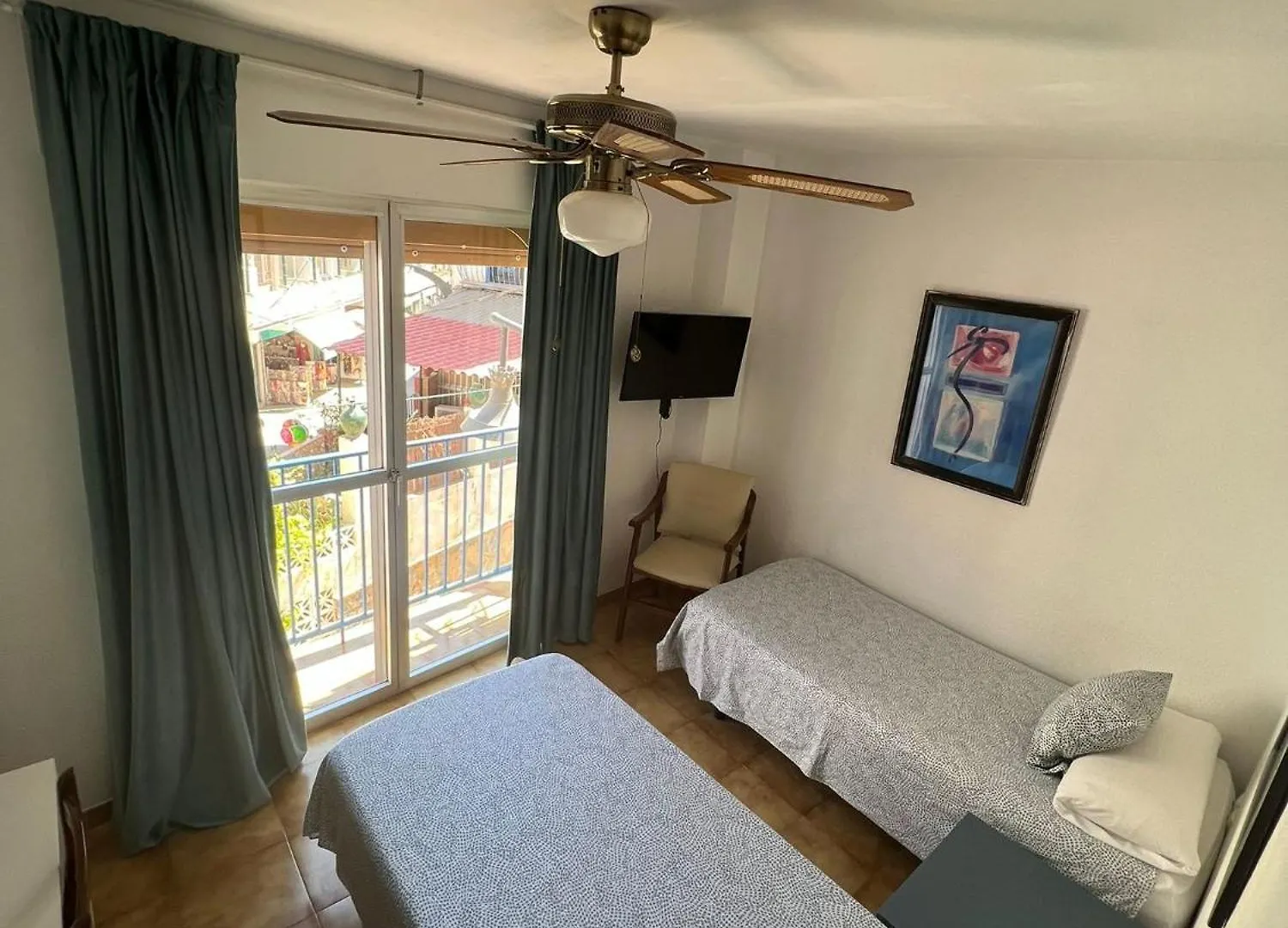 Apartamentos Playa Bajondillo Torremolinos İspanya
